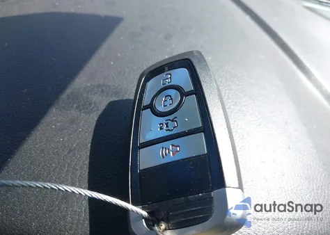 2019 Ford Fusion Hybrid Se z USA, uszkodzony, nr VIN 3FA6P0LU4KR241749